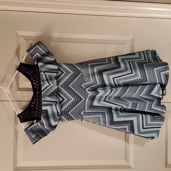 Girl's Knit Works dress - Picture 2 of 5